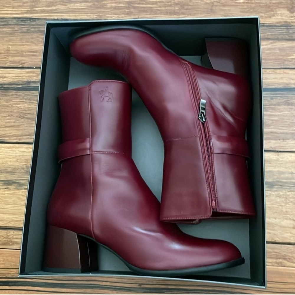 😍 Red Heeled Chelsea Boots with Block Heel - Picture 7 of 9